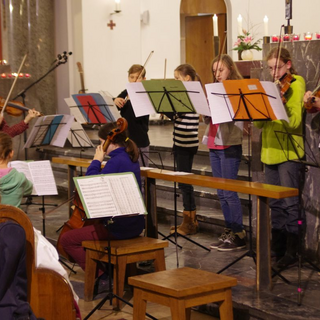 adventskonzert_1 Montessori-Schulzentrum Leipzig - Neuigkeiten Grundschule 2013 - Adventliche Musik...