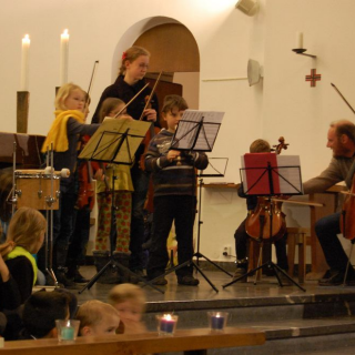 ak2015_b02 Montessori-Schulzentrum Leipzig - Neuigkeiten Grundschule - Ein Abend voller Musik