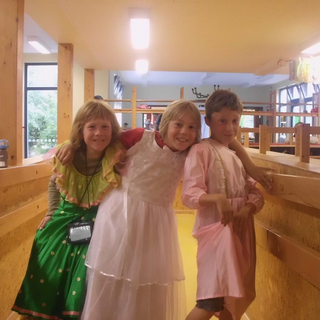 eindr-cke_07 Montessori-Schulzentrum Leipzig - Neuigkeiten Grundschule 2014 - Kinder spielen Stadt