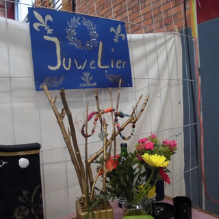 eindr-cke_11 Montessori-Schulzentrum Leipzig - Neuigkeiten Grundschule 2014 - Kinder spielen Stadt