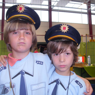 eindr-ckefr10_3 Montessori-Schulzentrum Leipzig - Neuigkeiten Grundschule 2014 - Kinder spielen Stadt