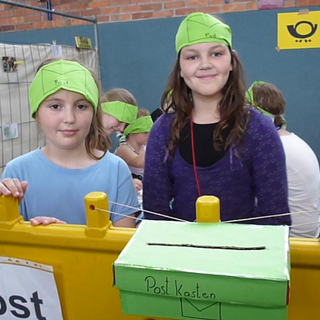 opost Montessori-Schulzentrum Leipzig - Neuigkeiten Grundschule 2014 - Kinder spielen Stadt