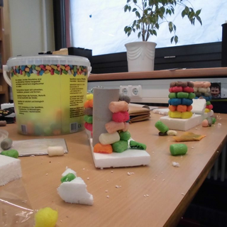 prowo2014_02 Montessori-Schulzentrum Leipzig - Neuigkeiten Grundschule 2014 - Neue Mission für die 200 Fragezeichen