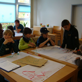 spielplatz_3 Montessori-Schulzentrum Leipzig - Neuigkeiten Grundschule 2013 - Spiel-kinder-platz-wunsch-umbau