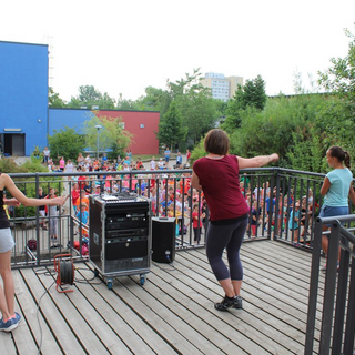 sporfest2018_04 Montessori-Schulzentrum Leipzig - Neuigkeiten Grundschule - Und rein in die roten Dosen!