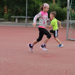 sporfest2018_12 Montessori-Schulzentrum Leipzig - Neuigkeiten Grundschule - Und rein in die roten Dosen!