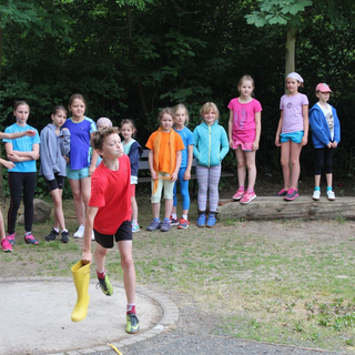 sporfest2018_19 Montessori-Schulzentrum Leipzig - Neuigkeiten Grundschule - Und rein in die roten Dosen!
