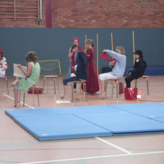 gs-talentefest_1 Montessori-Schulzentrum Leipzig - Neuigkeiten Grundschule 2012 - Talentefest in der Turnhalle