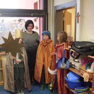 dreik-nige7 Montessori-Schulzentrum Leipzig - Neuigkeiten Grundschule 2013 - 20*C+M+B+13