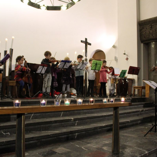 ak2016_09 Montessori-Schulzentrum Leipzig - Neuigkeiten - Adventskonzert des Schulzentrums
