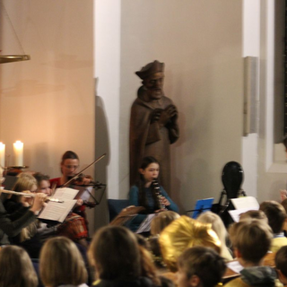 adventskonzert2019_03 Montessori-Schulzentrum Leipzig - Neuigkeiten - Viele kleine und große Sterne musizieren