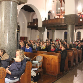 adventskonzert2019_08 Montessori-Schulzentrum Leipzig - Neuigkeiten - Viele kleine und große Sterne musizieren