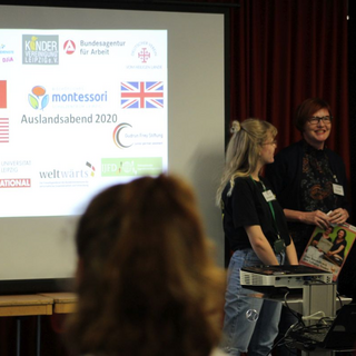 auslandsabend2019_04 Montessori-Schulzentrum Leipzig - Neuigkeiten - Brücken bauen in fremde Länder