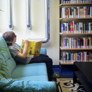 bibo2 Montessori-Schulzentrum Leipzig - Neuigkeiten Grundschule 2013 - Die Montessori Schulbibliothek