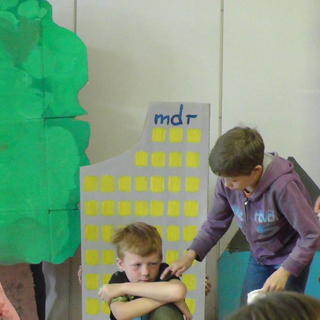 diekleinenleute_03 Montessori-Schulzentrum Leipzig - Neuigkeiten Grundschule - Die Rückkehr der kleinen Leute von Leipzig