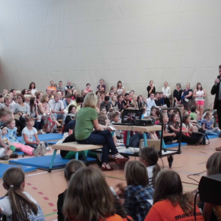 einf-hrung5tis_1 Montessori-Schulzentrum Leipzig - Neuigkeiten Grundschule 2013 - Staffelstab-Übergabe