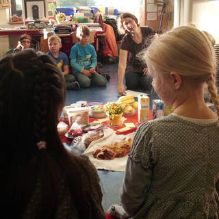 erntedank6 Montessori-Schulzentrum Leipzig - Neuigkeiten Grundschule 2012 - Dankt der Ernte? Erntet Dank? Erntedank!