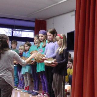 erntedank_09 Montessori-Schulzentrum Leipzig - Neuigkeiten Grundschule - Der Herbst ist da!