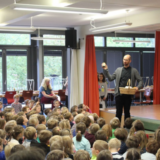 erntedank19_02 Montessori-Schulzentrum Leipzig - Neuigkeiten Grundschule - Unser täglich Brot