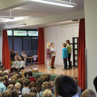 erntedank19_04 Montessori-Schulzentrum Leipzig - Neuigkeiten Grundschule - Unser täglich Brot