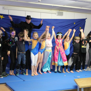 fasching2020_16 Montessori-Schulzentrum Leipzig - Neuigkeiten Grundschule - Fasching statt Freiarbeit