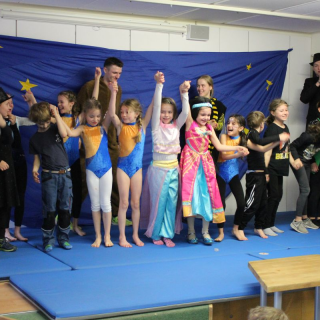 fasching2020_17 Montessori-Schulzentrum Leipzig - Neuigkeiten Grundschule - Fasching statt Freiarbeit