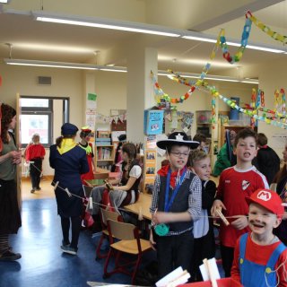fasching2020_32 Montessori-Schulzentrum Leipzig - Neuigkeiten Grundschule - Fasching statt Freiarbeit