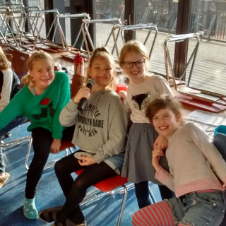 radiogelb2017_01 Montessori-Schulzentrum Leipzig - Neuigkeiten Grundschule - Film ab!