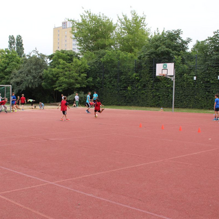 flurpokal2018_03 Montessori-Schulzentrum Leipzig - Neuigkeiten Grundschule - Der gelbe Flur gewinnt im Schlaf den Flurpokal