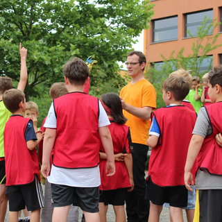 flurpokal2018_04 Montessori-Schulzentrum Leipzig - Neuigkeiten Grundschule - Der gelbe Flur gewinnt im Schlaf den Flurpokal