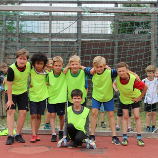 flurpokal2018_12 Montessori-Schulzentrum Leipzig - Neuigkeiten Grundschule - Der gelbe Flur gewinnt im Schlaf den Flurpokal