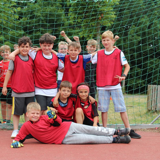 flurpokal2018_13 Montessori-Schulzentrum Leipzig - Neuigkeiten Grundschule - Der gelbe Flur gewinnt im Schlaf den Flurpokal