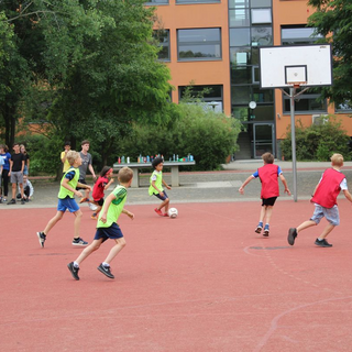 flurpokal2018_26 Montessori-Schulzentrum Leipzig - Neuigkeiten Grundschule - Der gelbe Flur gewinnt im Schlaf den Flurpokal