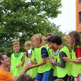flurpokal2018_45 Montessori-Schulzentrum Leipzig - Neuigkeiten Grundschule - Der gelbe Flur gewinnt im Schlaf den Flurpokal