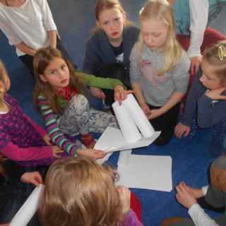 genderdel_20-3-mdchen---ob-das-wohl-klappt Montessori-Schulzentrum Leipzig - Neuigkeiten Grundschule - „Hü oder Hott:  Jungs sind anders… Mädchen auch.“ 