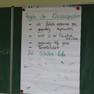 kst_04 Montessori-Schulzentrum Leipzig - Neuigkeiten Grundschule - Es tagt das Parlament