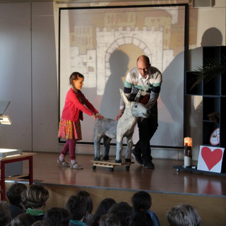 karwoche2017_03 Montessori-Schulzentrum Leipzig - Neuigkeiten Grundschule - Aus der Dunkelheit ins Licht