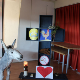 karwoche2017_06 Montessori-Schulzentrum Leipzig - Neuigkeiten Grundschule - Aus der Dunkelheit ins Licht