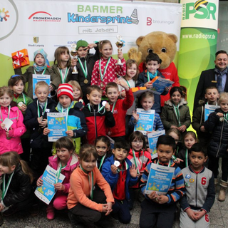 kindersprint_leipzig_siegerfoto_1--klasse-1024x683 Montessori-Schulzentrum Leipzig - Neuigkeiten Grundschule - Seid ihr fit für den Kindersprint?