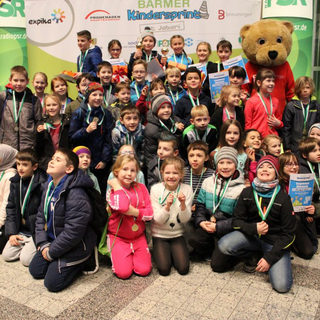 kindersprint_leipzig_siegerfoto_3--klasse-1024x683 Montessori-Schulzentrum Leipzig - Neuigkeiten Grundschule - Seid ihr fit für den Kindersprint?
