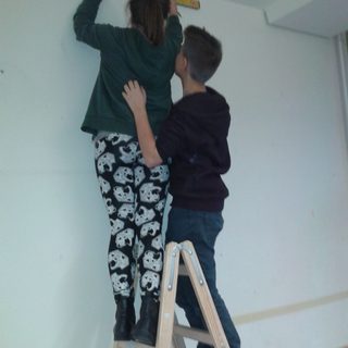 2014-11-27-16-17-14 Montessori-Schulzentrum Leipzig - Neuigkeiten Gymnasium - Aktion „Frischgestrichenes Klassenzimmer“