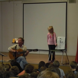 krimi5 Montessori-Schulzentrum Leipzig - Neuigkeiten Grundschule 2013 - Wer war's?