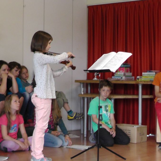 k-nguruaus_10 Montessori-Schulzentrum Leipzig - Neuigkeiten Grundschule - Unseren Kängurus muss man nicht auf die Sprünge helfen