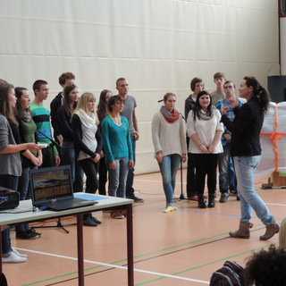 leitbildfest-chor-kurs-11 Montessori-Schulzentrum Leipzig - Neuigkeiten - Neues Leitbild - starke Schule - Starkmacherschule