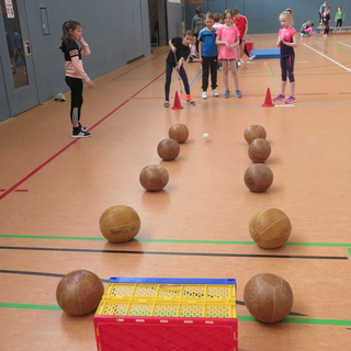 minigolf2019_02 Montessori-Schulzentrum Leipzig - Neuigkeiten Grundschule - Minis Golf