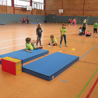 minigolf2019_04 Montessori-Schulzentrum Leipzig - Neuigkeiten Grundschule - Minis Golf