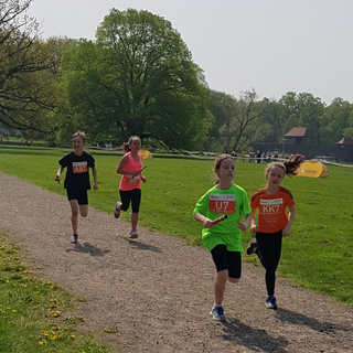 minimarathon2018_16 Montessori-Schulzentrum Leipzig - Neuigkeiten Grundschule - Mini-Marathon mit Medaillen