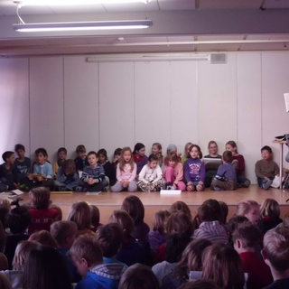 mk-reg231112_1 Montessori-Schulzentrum Leipzig - Neuigkeiten Grundschule 2012 - Morgenkreis hat Gold im Mund