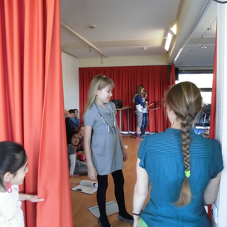 mk_del2 Montessori-Schulzentrum Leipzig - Neuigkeiten Grundschule 2012 - Morgenkreis hat Gold im Mund