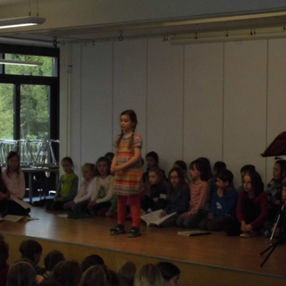 mk_m-u1 Montessori-Schulzentrum Leipzig - Neuigkeiten Grundschule 2012 - Morgenkreis hat Gold im Mund